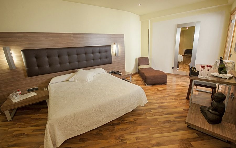 Hotel El Bruc Extérieur photo