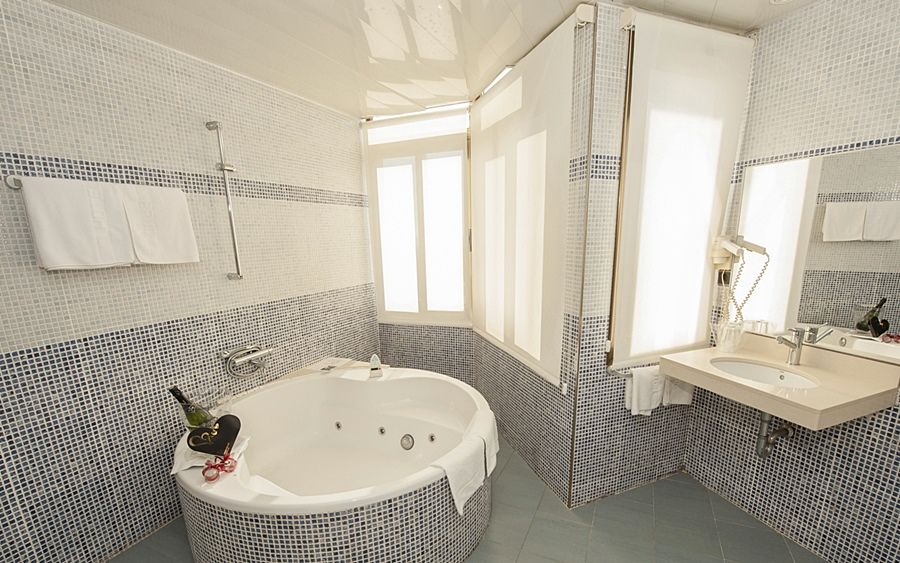 Hotel El Bruc Extérieur photo
